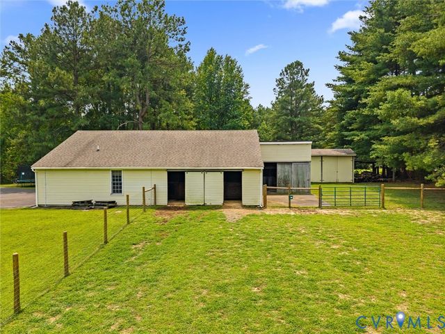13194 Fair Oaks Ln, Ashland, VA 23005