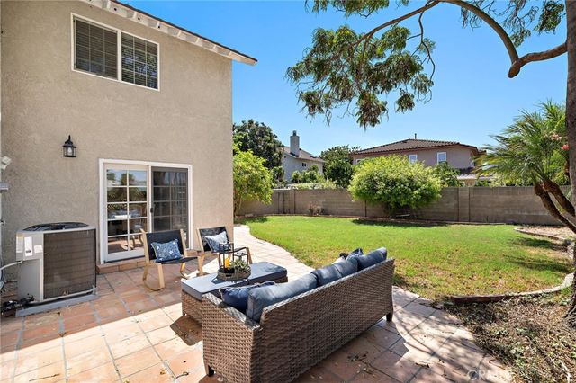10830 Los Jardines E, Fountain Valley, CA 92708