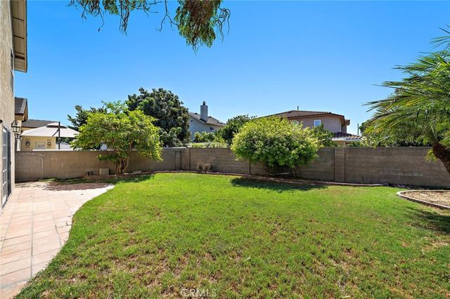 10830 Los Jardines E, Fountain Valley, CA 92708