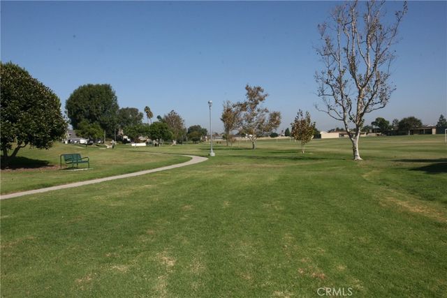 10830 Los Jardines E, Fountain Valley, CA 92708