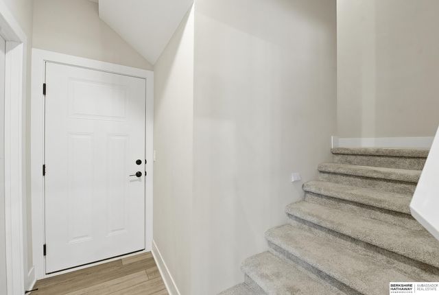 6025 N HWS Cleveland Boulevard, Omaha, NE 68116