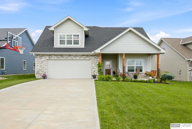 6025 N HWS Cleveland Boulevard, Omaha, NE 68116