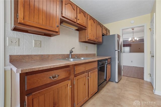 6046 N Quinella Way, Dayton, OH 45459