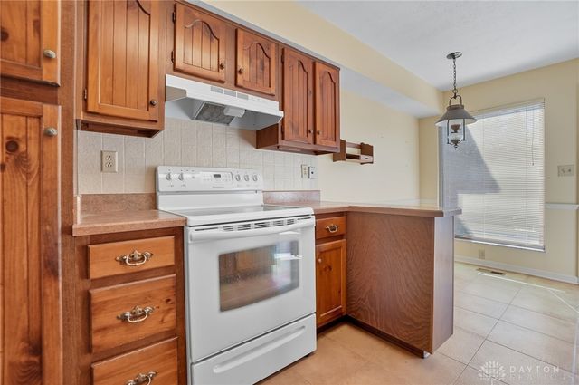 6046 N Quinella Way, Dayton, OH 45459