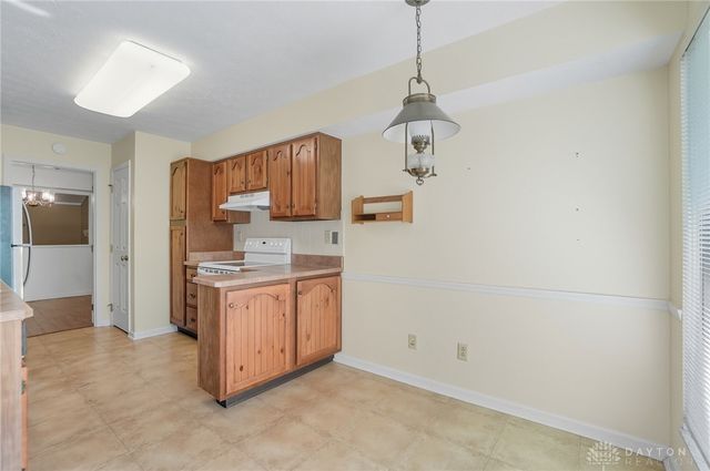 6046 N Quinella Way, Dayton, OH 45459