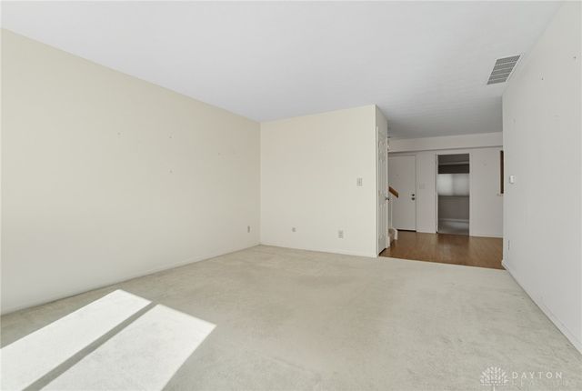 6046 N Quinella Way, Dayton, OH 45459