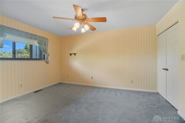 6046 N Quinella Way, Dayton, OH 45459