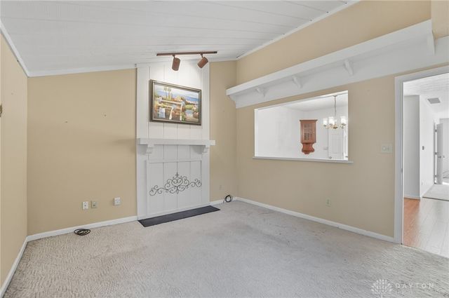 6046 N Quinella Way, Dayton, OH 45459