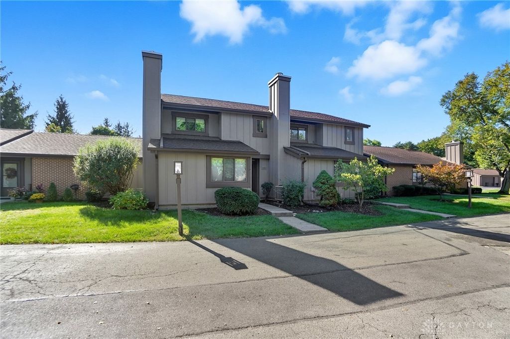 6046 N Quinella Way, Dayton, OH 45459