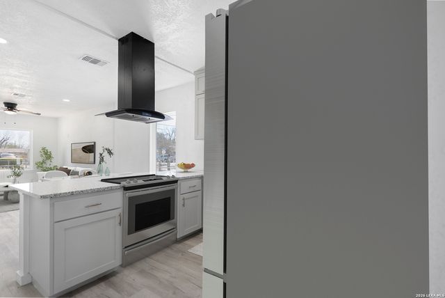 103 new york, San Antonio, TX 78214