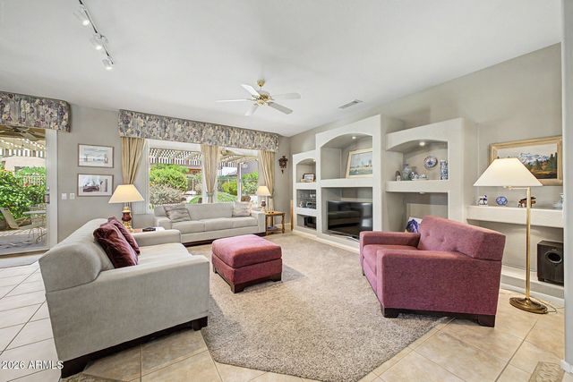 18419 N BORGATA Drive, Surprise, AZ 85374