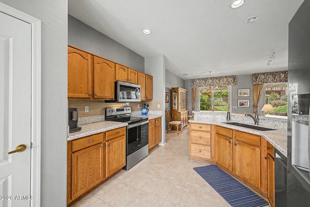 18419 N BORGATA Drive, Surprise, AZ 85374