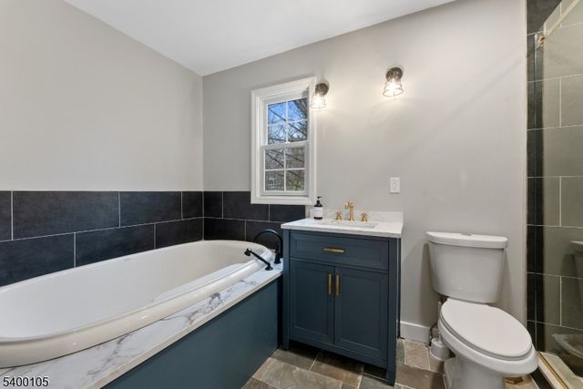 11 Furnace Rd, Chester Twp., NJ 07930