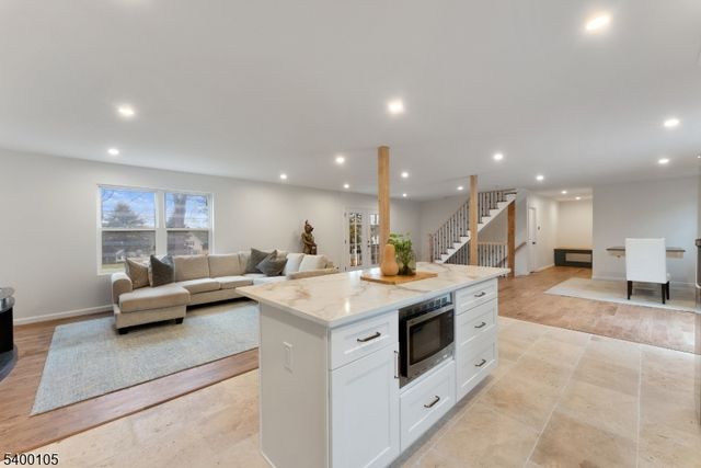 11 Furnace Rd, Chester Twp., NJ 07930