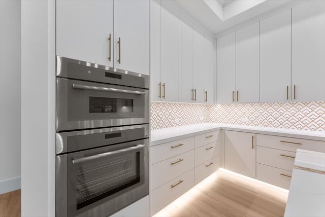 715 Mission Hill Road, Boynton Beach, FL 33435