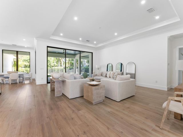 715 Mission Hill Road, Boynton Beach, FL 33435