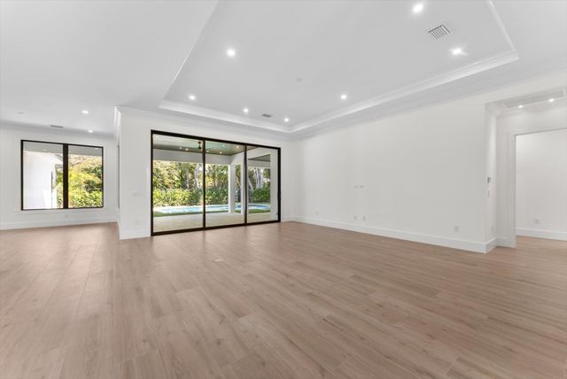 715 Mission Hill Road, Boynton Beach, FL 33435