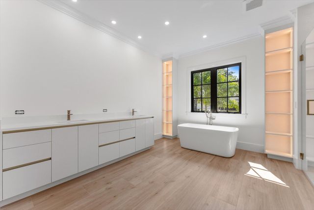 715 Mission Hill Road, Boynton Beach, FL 33435