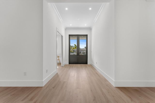 715 Mission Hill Road, Boynton Beach, FL 33435