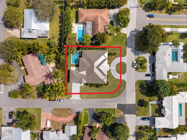 715 Mission Hill Road, Boynton Beach, FL 33435