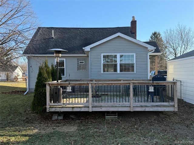 1018 State Street, Brighton, MI 48116