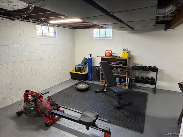 1018 State Street, Brighton, MI 48116