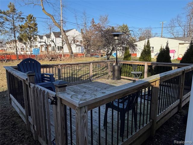 1018 State Street, Brighton, MI 48116