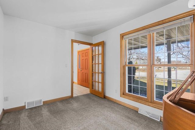 2251 HOPF LANE, De Pere, WI 54115