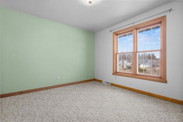 2251 HOPF LANE, De Pere, WI 54115