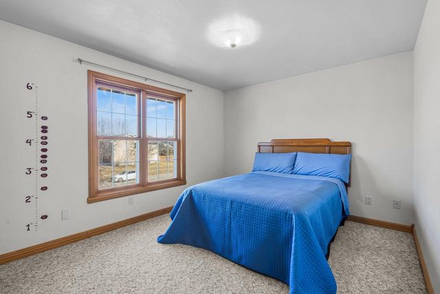 2251 HOPF LANE, De Pere, WI 54115