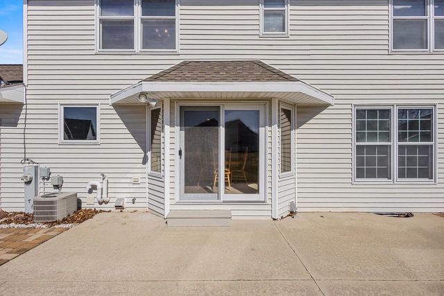 2251 HOPF LANE, De Pere, WI 54115