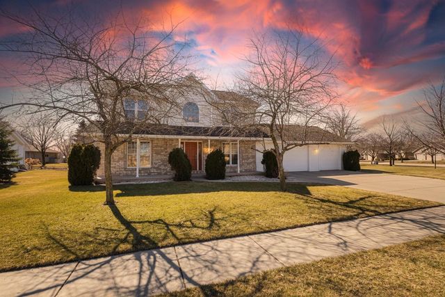 2251 HOPF LANE, De Pere, WI 54115