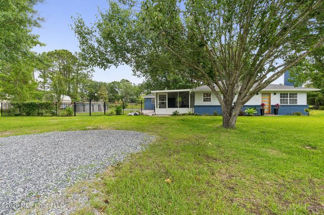 27 Chantilly Terrace, Bay Saint Louis, MS 39520