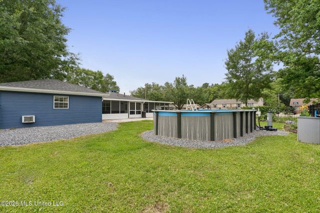27 Chantilly Terrace, Bay Saint Louis, MS 39520