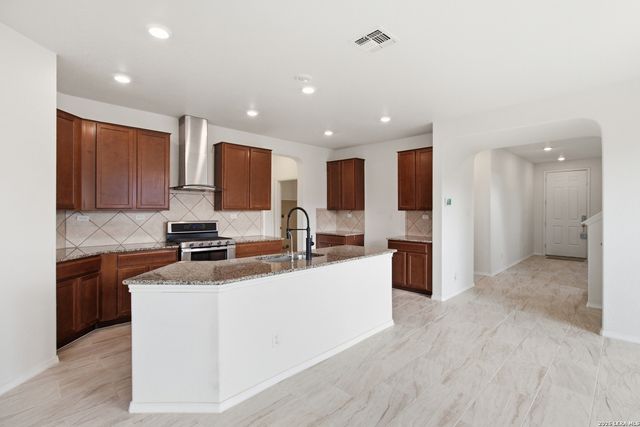 9305 DEVILS RIV, Converse, TX 78109