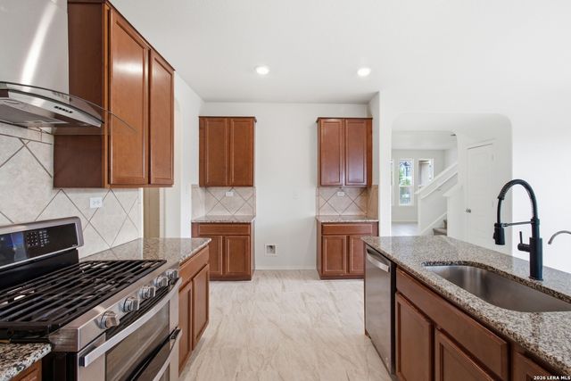 9305 DEVILS RIV, Converse, TX 78109