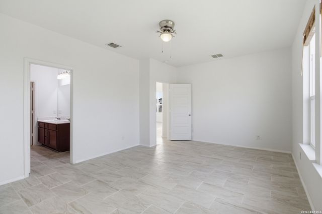 9305 DEVILS RIV, Converse, TX 78109