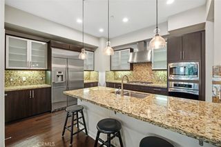 21 Gramercy 202, Irvine, CA 92612