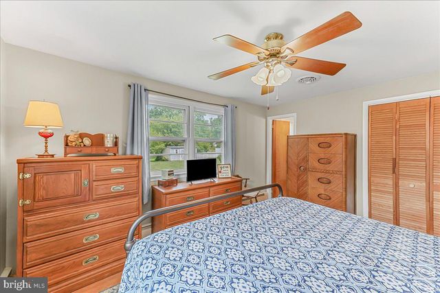 243 MILFORD SQUARE PIKE, Quakertown, PA 18951