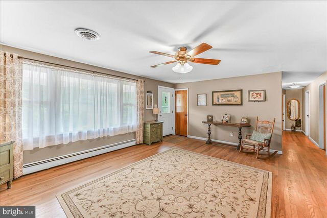 243 MILFORD SQUARE PIKE, Quakertown, PA 18951