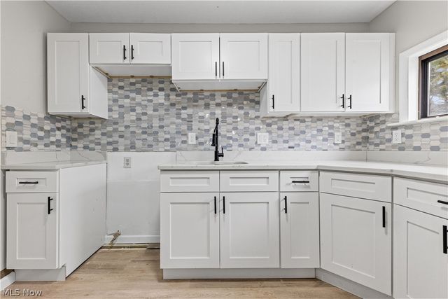 27182 Oriole Avenue, Euclid, OH 44132