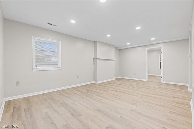 27182 Oriole Avenue, Euclid, OH 44132