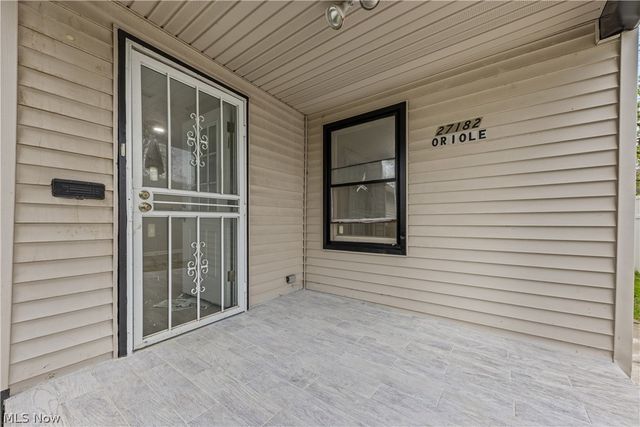 27182 Oriole Avenue, Euclid, OH 44132