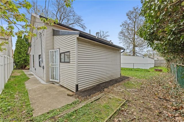 27182 Oriole Avenue, Euclid, OH 44132