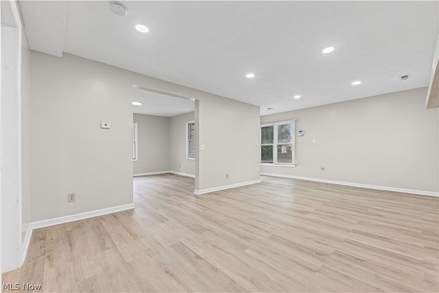 27182 Oriole Avenue, Euclid, OH 44132