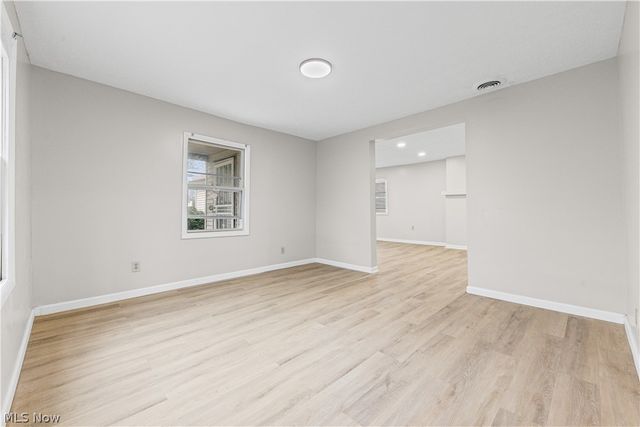 27182 Oriole Avenue, Euclid, OH 44132