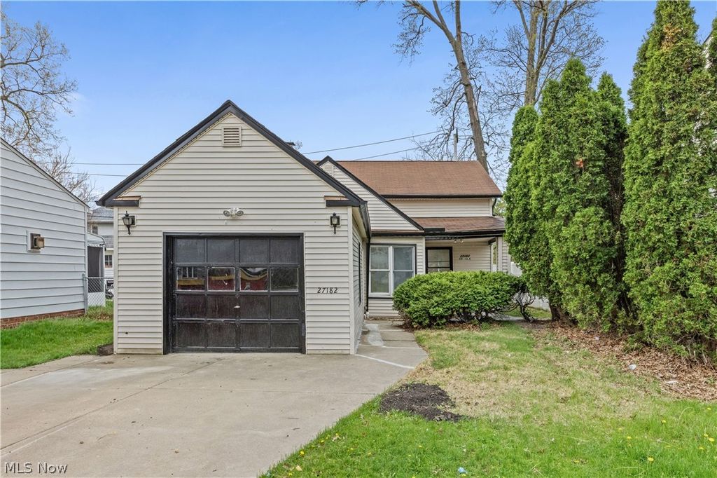 27182 Oriole Avenue, Euclid, OH 44132