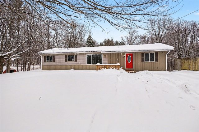 6148 O'neil Street, Twin Lake, MI 49457