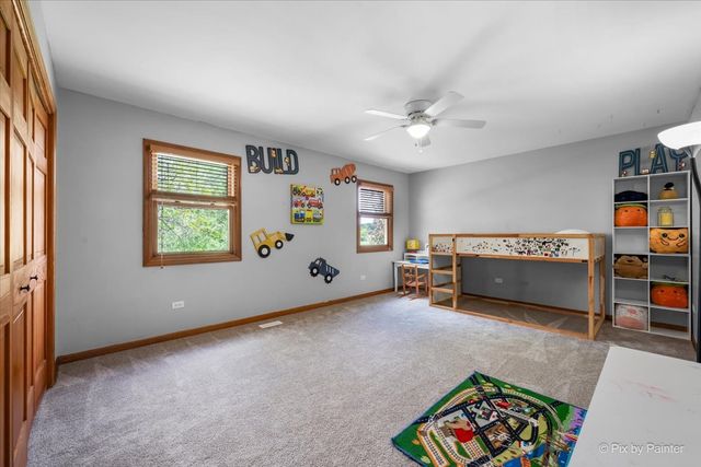 10506 Arabian Trail, Woodstock, IL 60098