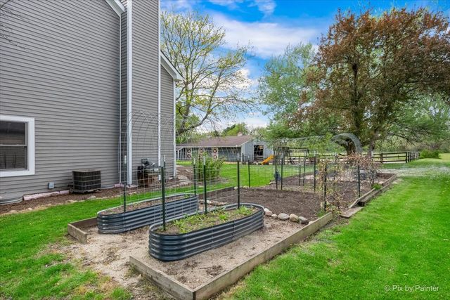 10506 Arabian Trail, Woodstock, IL 60098